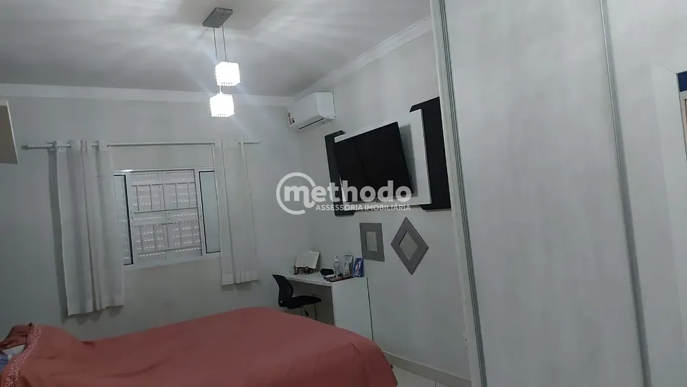 Casa, 3 quartos, 221 m² - Foto 1