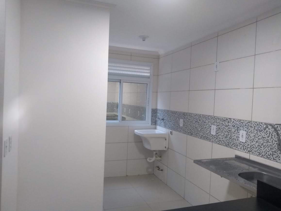 Apartamento à venda com 2 quartos, 42m² - Foto 12