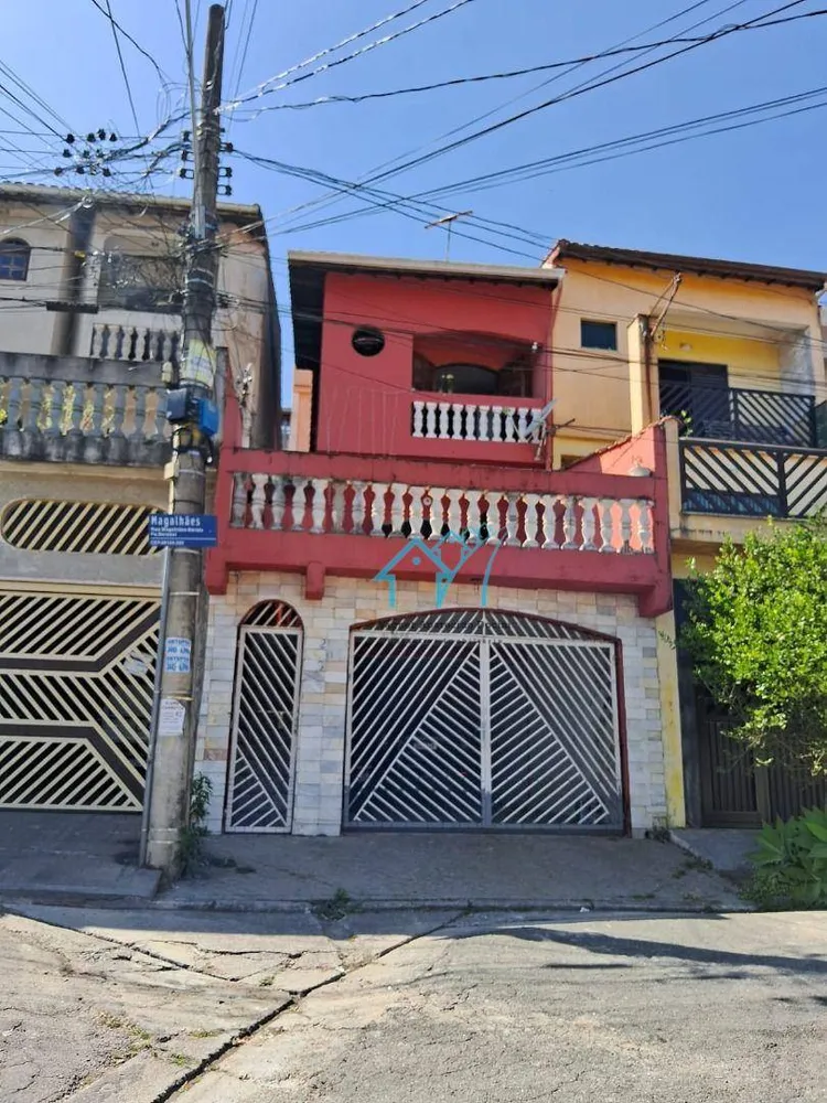 Sobrado, 3 quartos, 180 m² - Foto 1