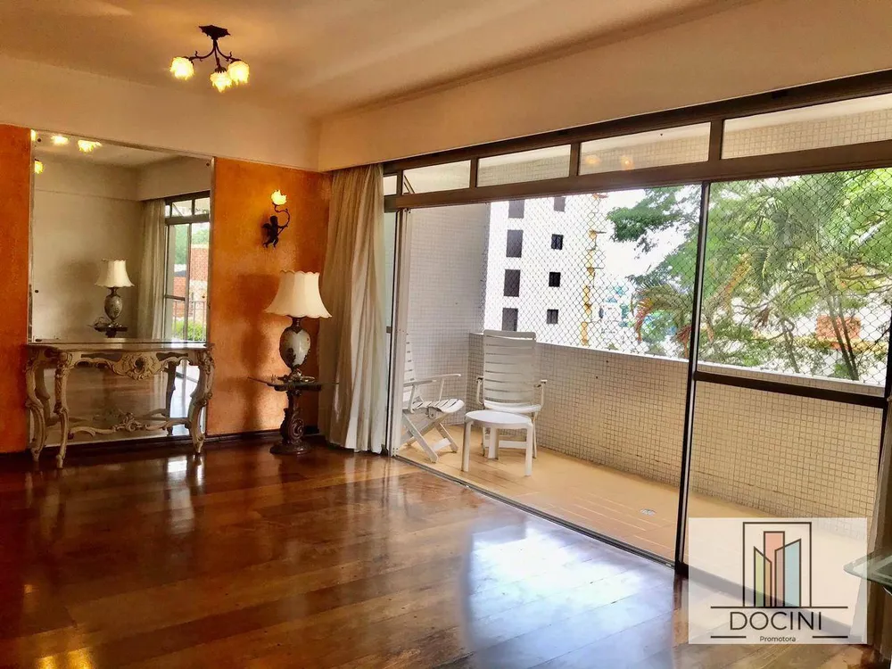 Apartamento, 3 quartos, 160 m² - Foto 1