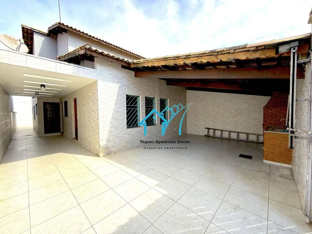 Casa, 3 quartos, 210 m² - Foto 9