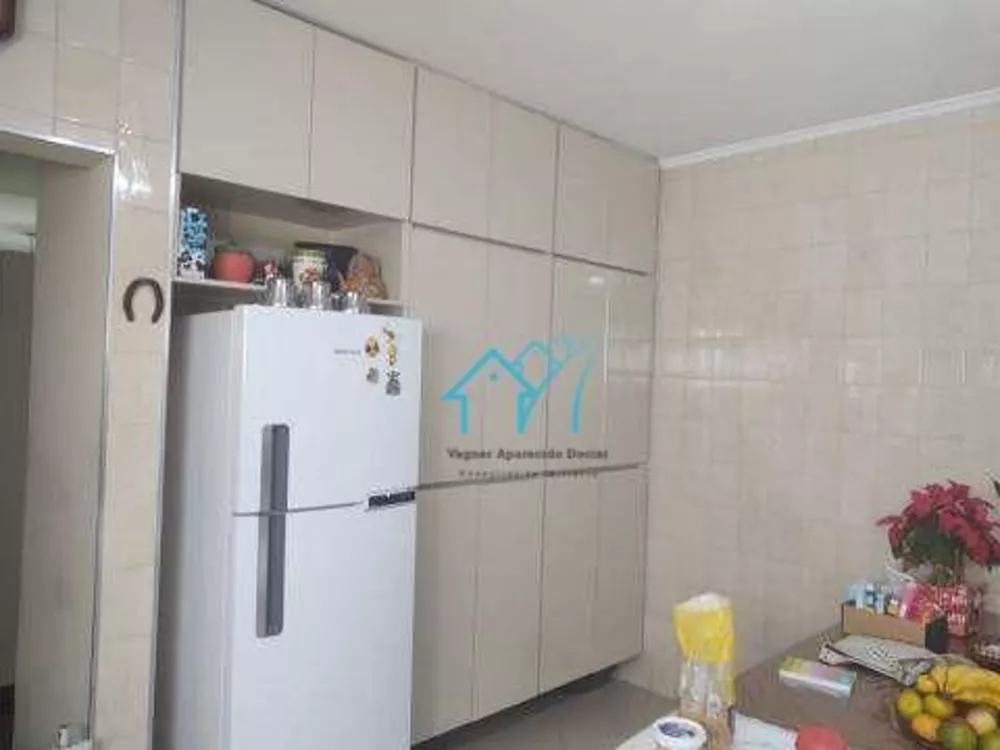 Casa, 3 quartos, 250 m² - Foto 4