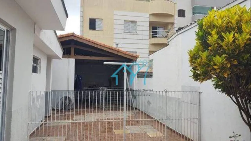 Casa, 3 quartos, 250 m² - Foto 1