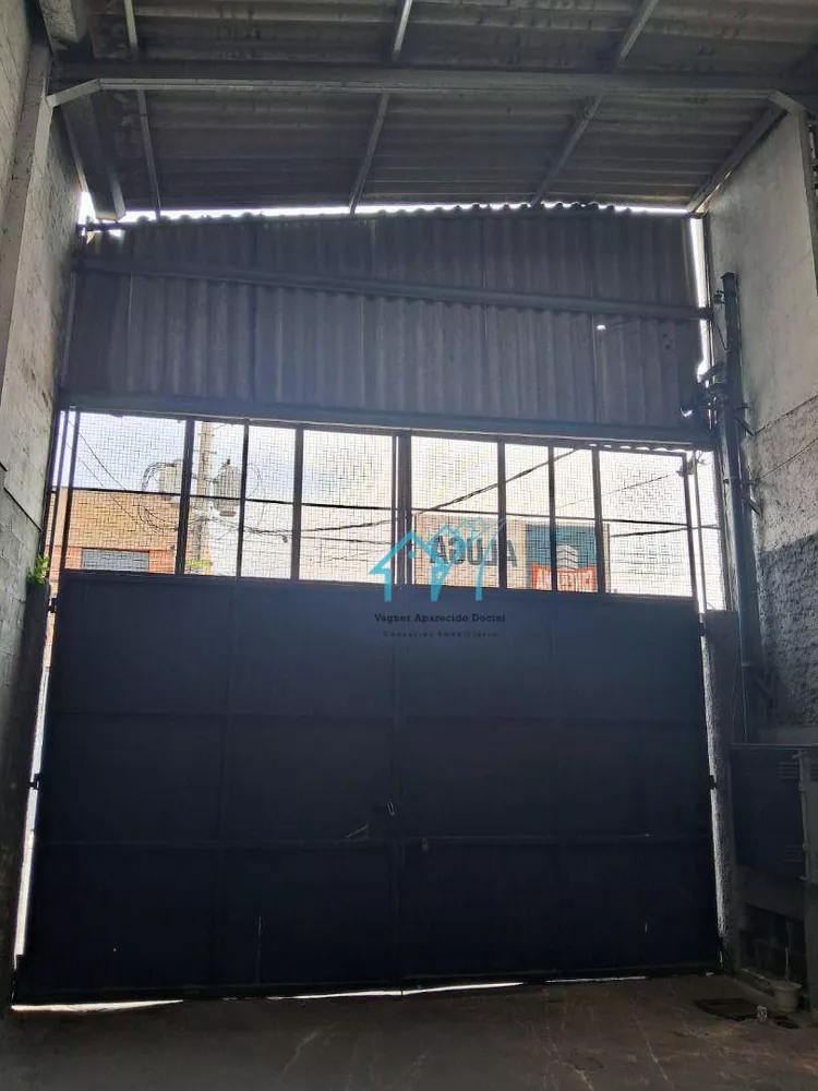 Depósito-Galpão, 760 m² - Foto 1