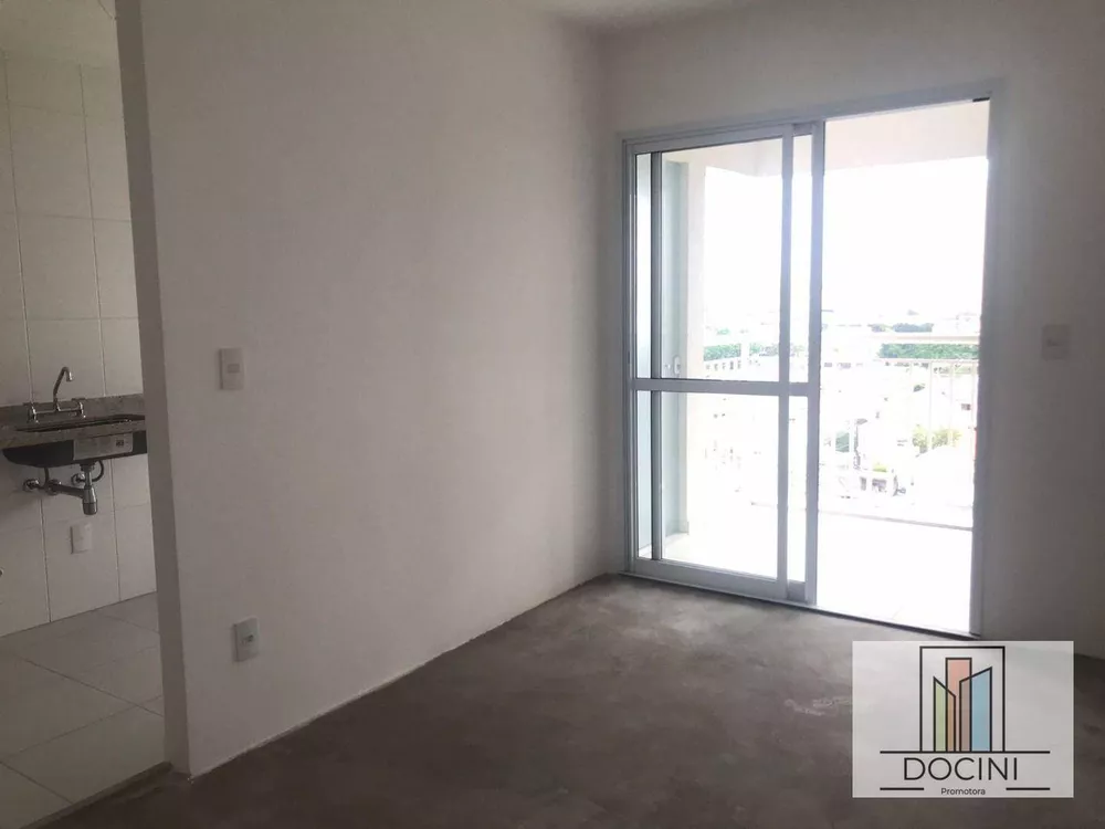 Apartamento à venda com 3 quartos, 70m² - Foto 4