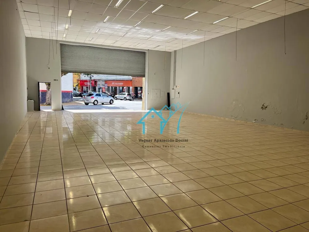 Loja-Salão, 367 m² - Foto 1