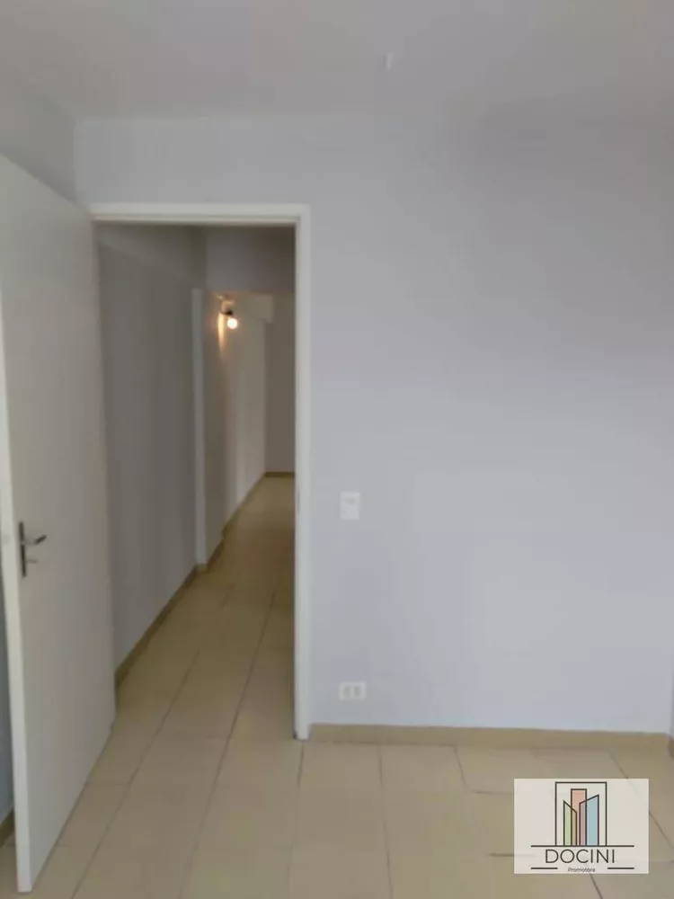 Apartamento para alugar com 2 quartos, 55m² - Foto 4