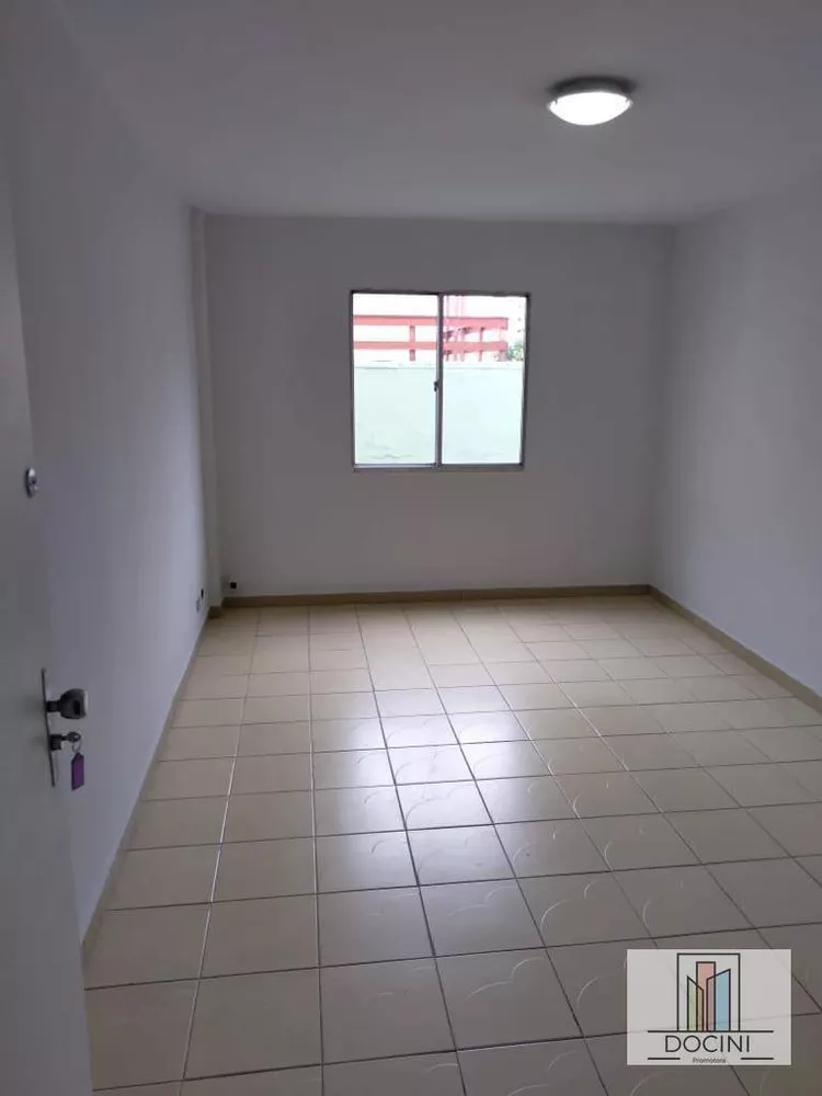 Apartamento para alugar com 2 quartos, 55m² - Foto 11