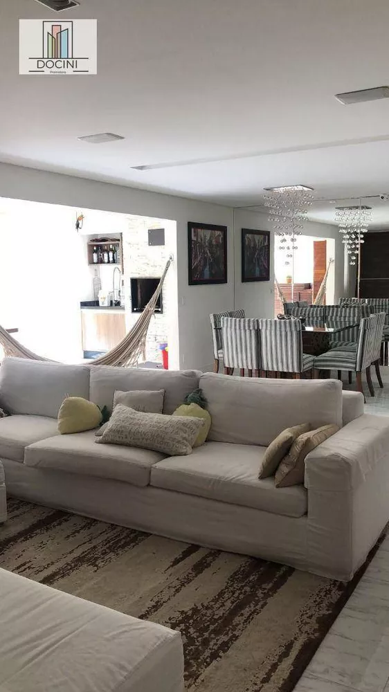 Apartamento, 3 quartos, 145 m² - Foto 1