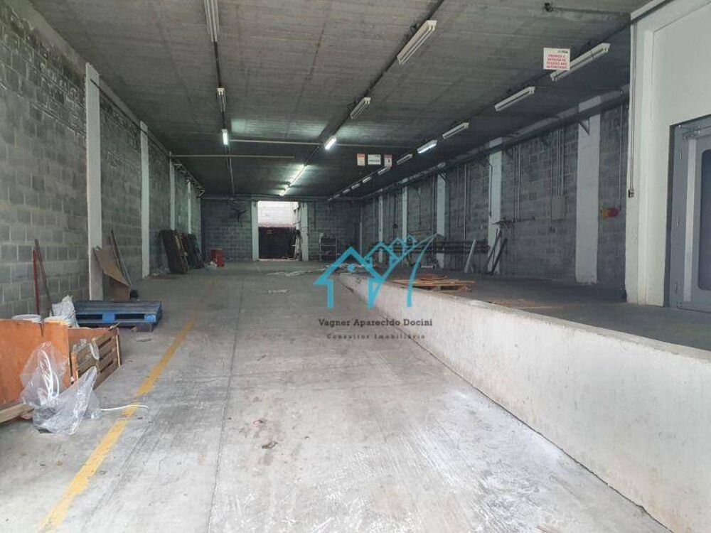 Depósito-Galpão, 683 m² - Foto 1