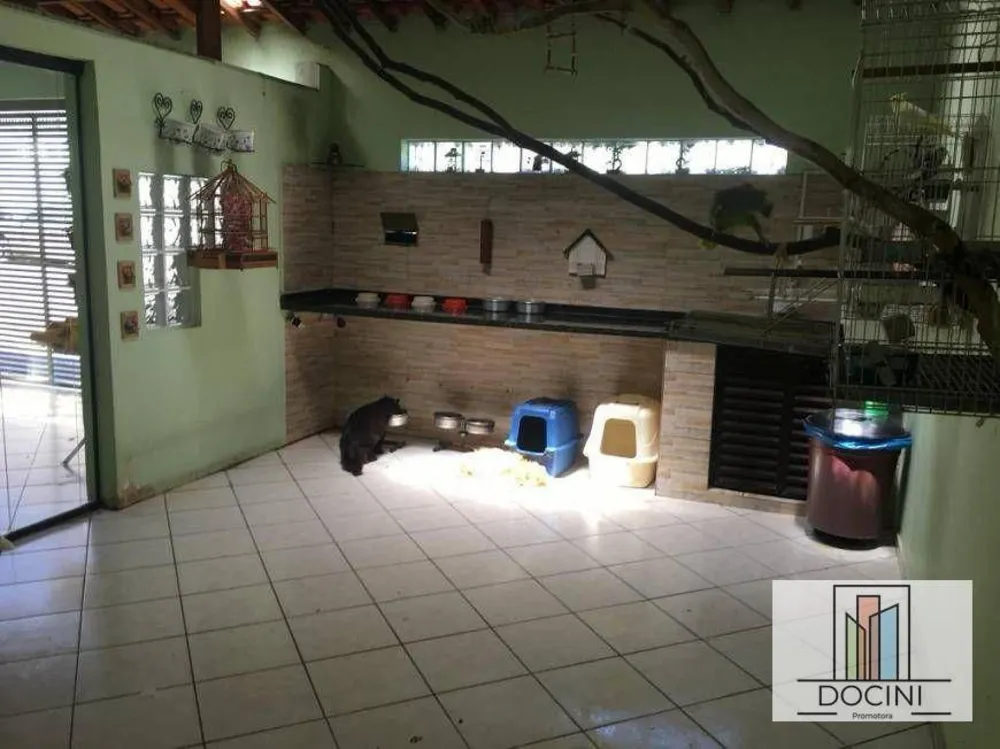 Sobrado, 3 quartos, 180 m² - Foto 1