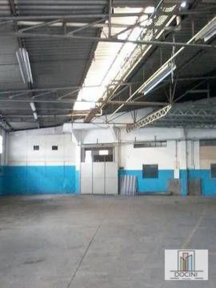 Depósito-Galpão, 3200 m² - Foto 2