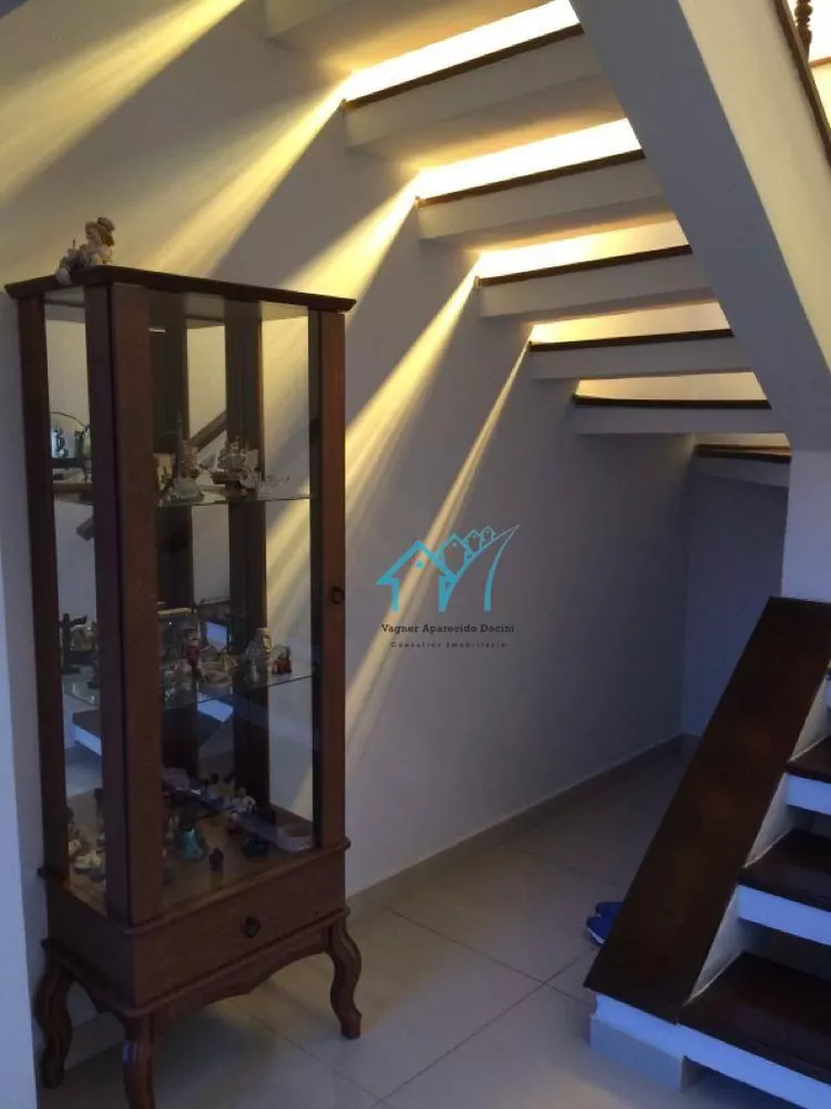 Sobrado, 3 quartos, 250 m² - Foto 8
