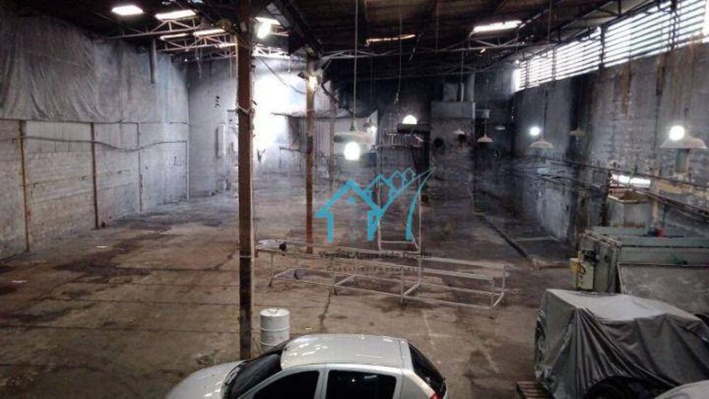 Depósito-Galpão, 1000 m² - Foto 1