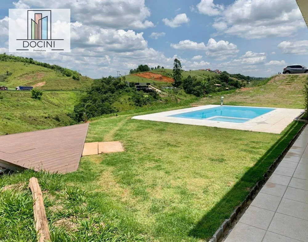 Chácara, 4 quartos, 1673 m² - Foto 1