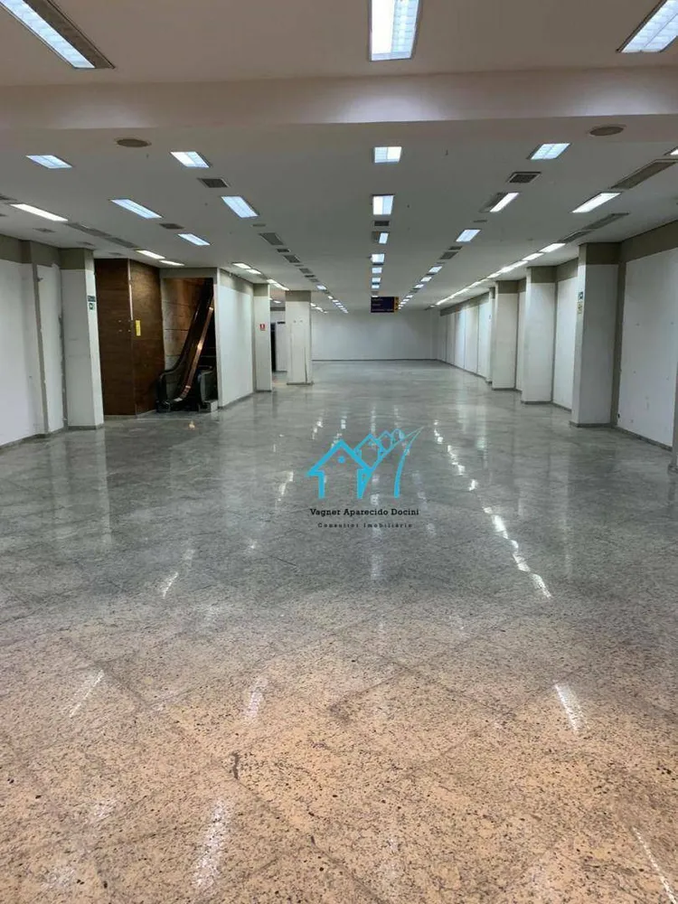 Prédio Inteiro, 1000 m² - Foto 1