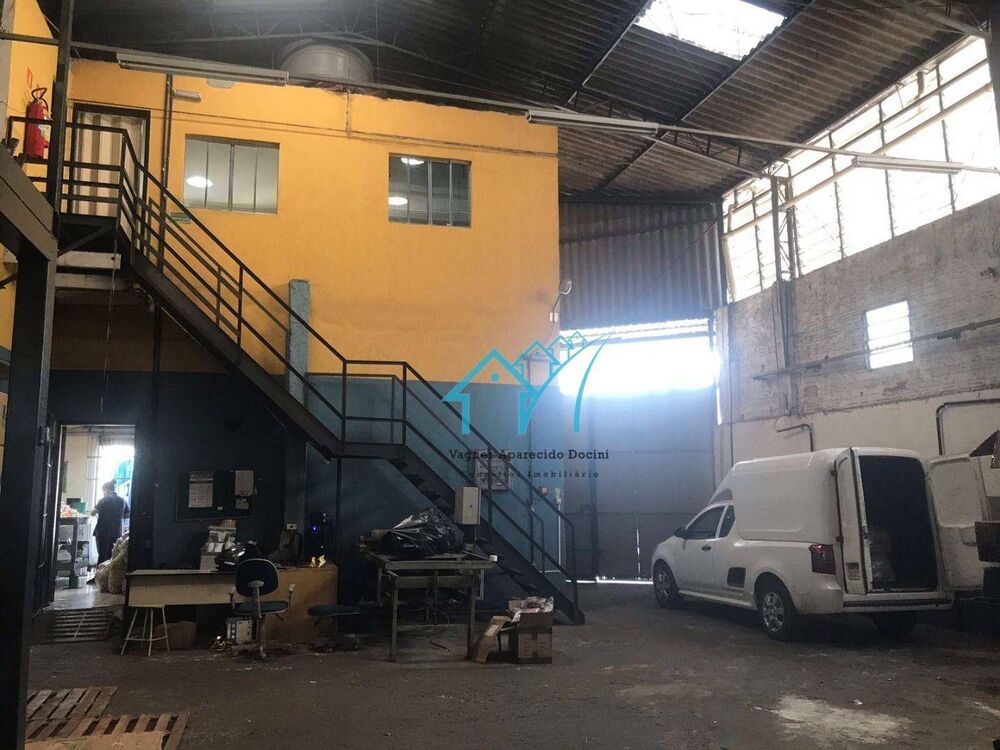 Depósito-Galpão, 464 m² - Foto 1