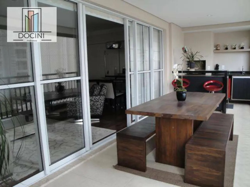 Apartamento, 3 quartos, 172 m² - Foto 1