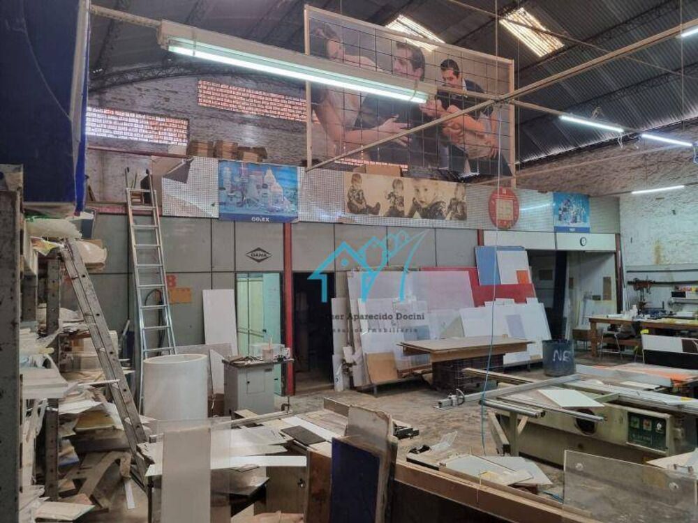 Depósito-Galpão, 590 m² - Foto 1