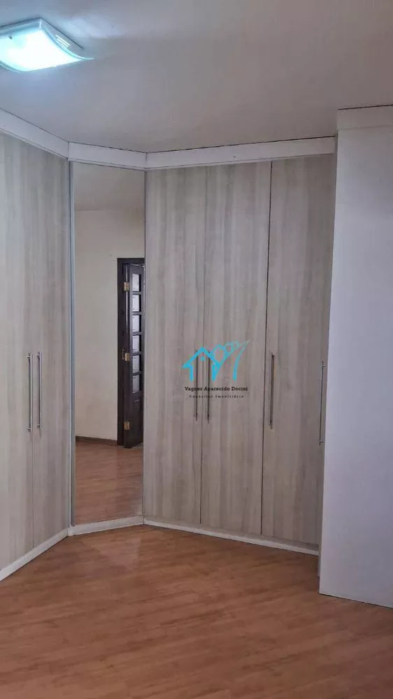 Sobrado, 3 quartos, 242 m² - Foto 3