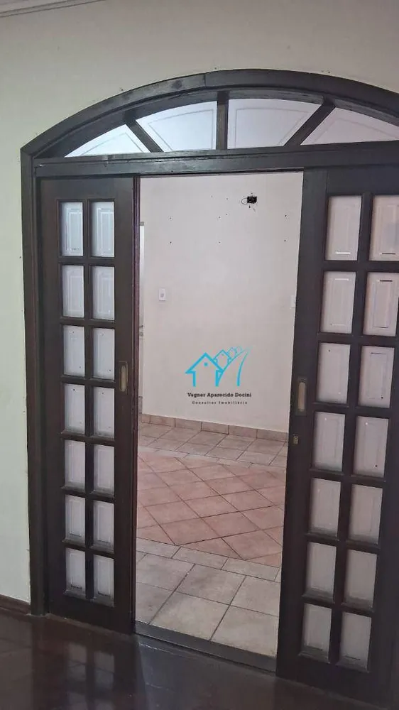 Sobrado, 3 quartos, 242 m² - Foto 3