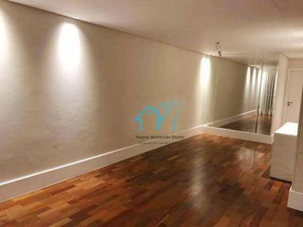 Apartamento, 4 quartos, 220 m² - Foto 1