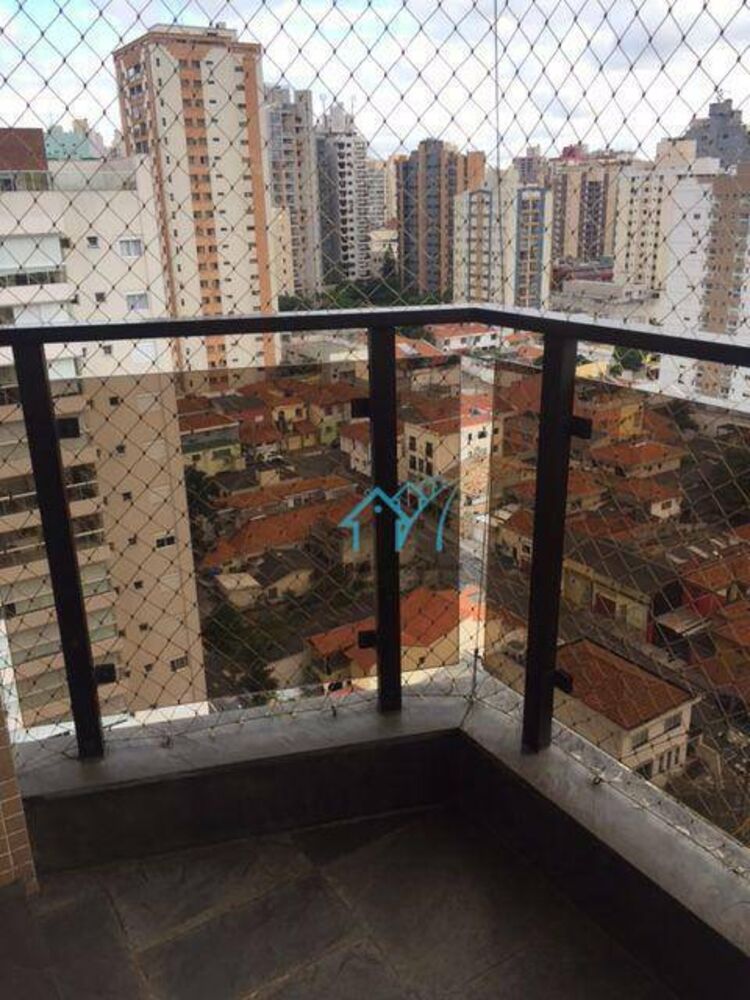 Apartamento para alugar com 3 quartos, 147m² - Foto 1