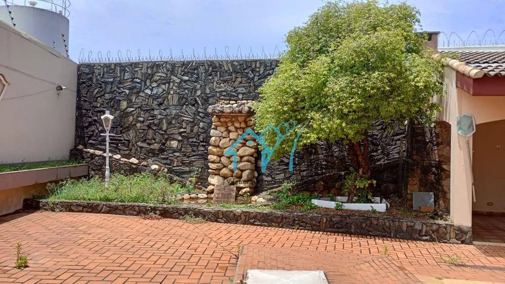 Sobrado, 5 quartos, 468 m² - Foto 2