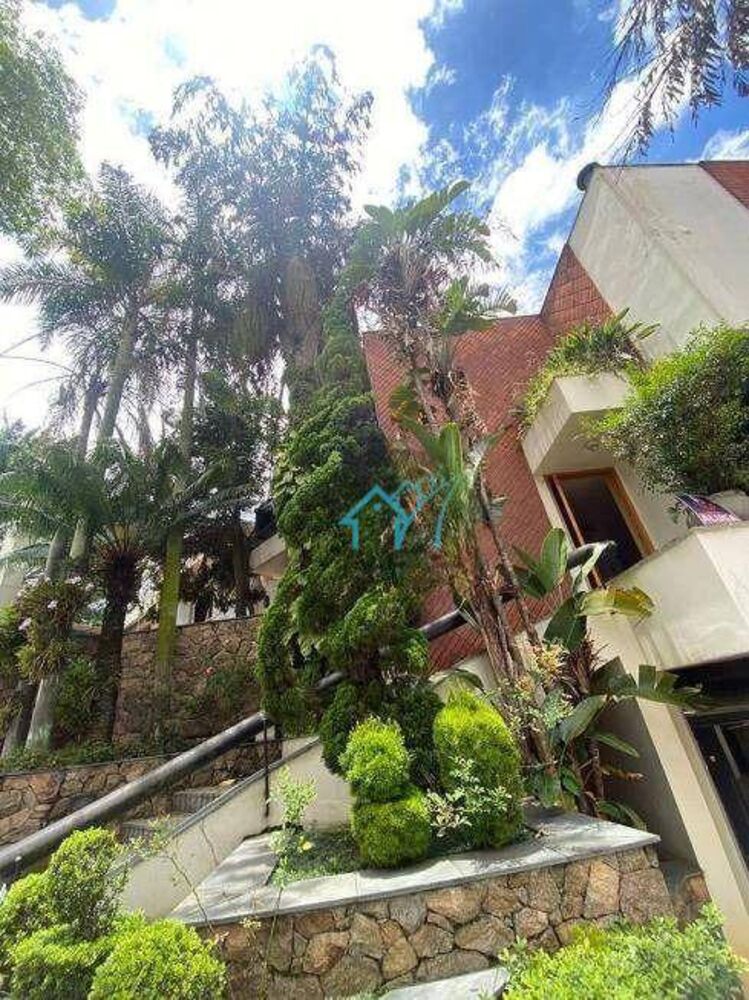 Sobrado à venda e aluguel com 4 quartos, 422M2 - Foto 1