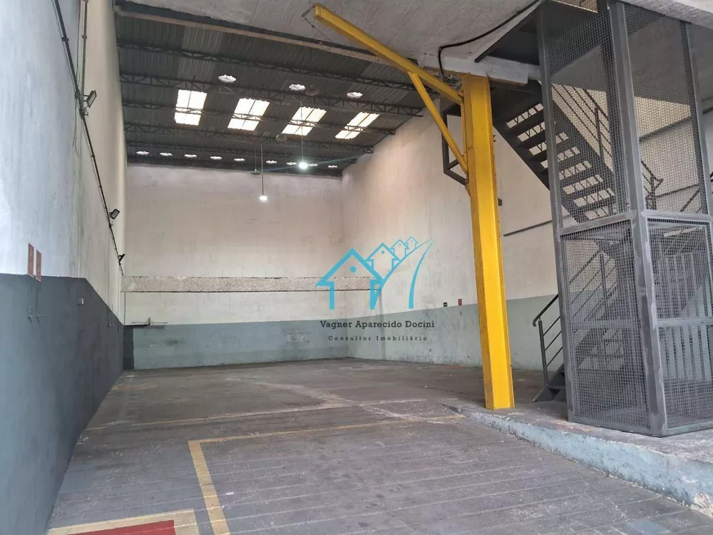 Depósito-Galpão, 456 m² - Foto 1