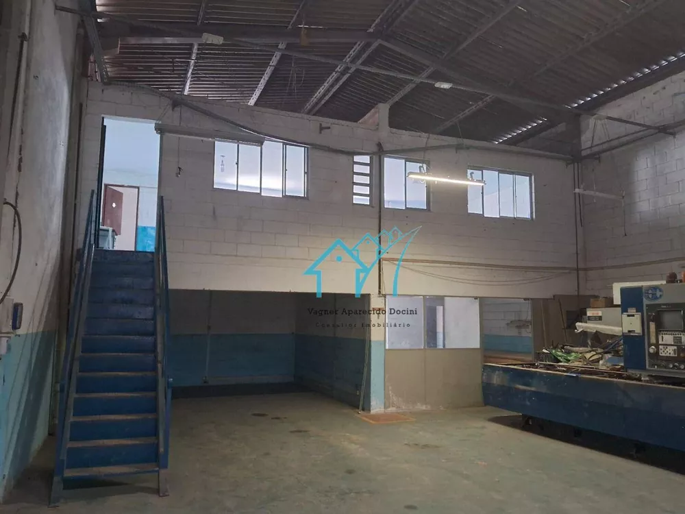 Depósito-Galpão, 576 m² - Foto 2