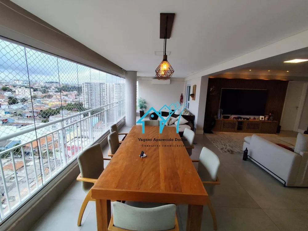 Apartamento, 3 quartos, 198 m² - Foto 1