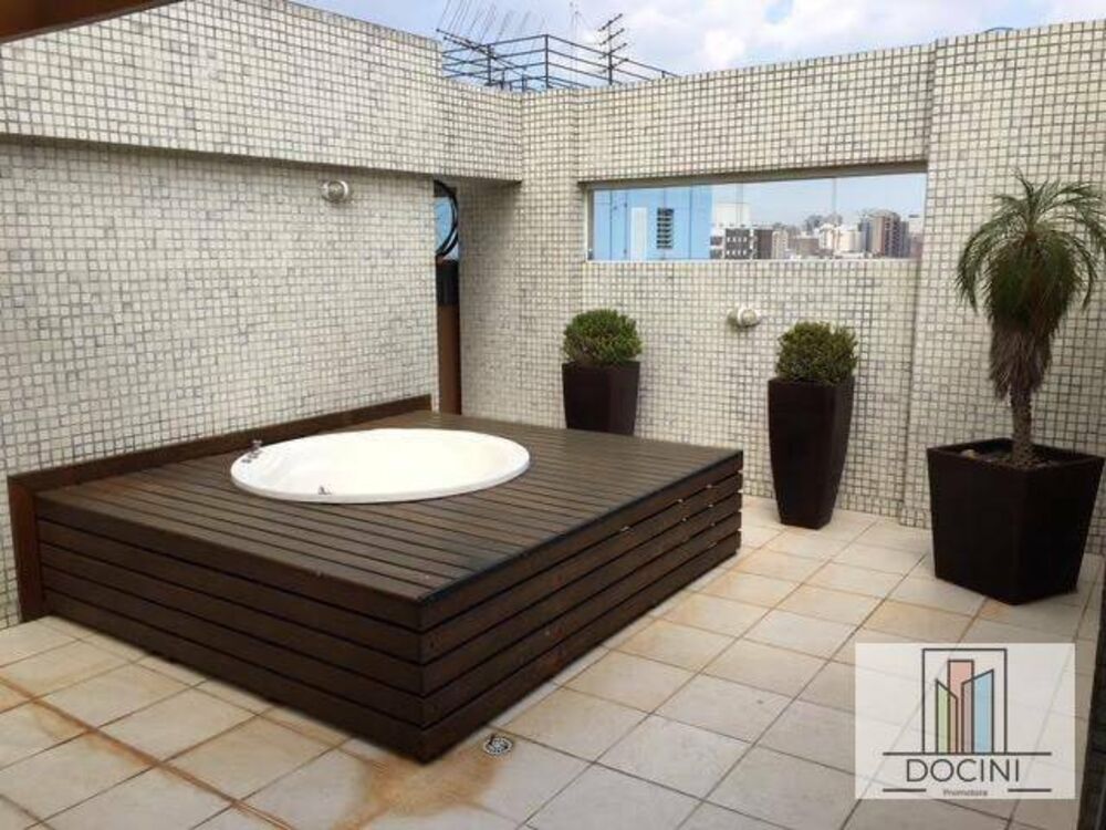 Cobertura à venda e aluguel com 3 quartos, 150m² - Foto 2
