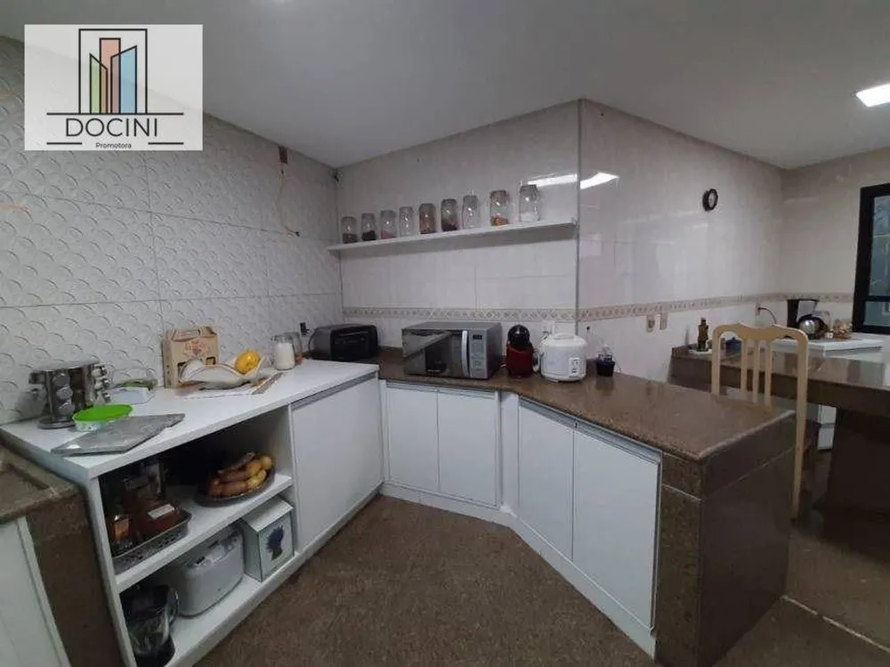Sobrado, 4 quartos, 386 m² - Foto 2