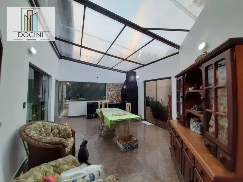 Sobrado, 4 quartos, 386 m² - Foto 1