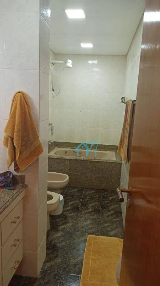 Apartamento, 3 quartos, 148 m² - Foto 2