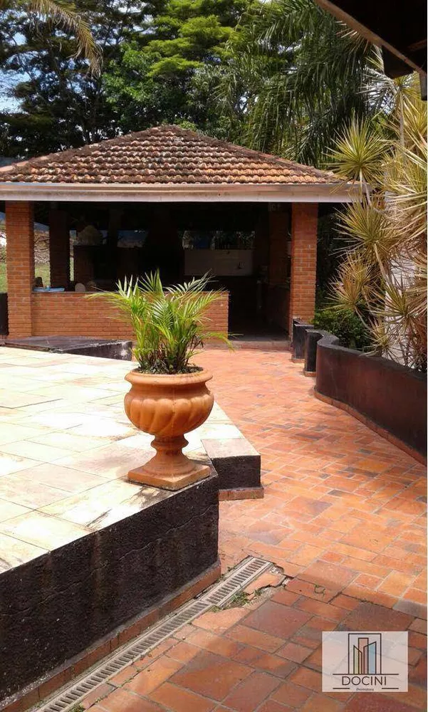 Chácara, 3 quartos, 2160 m² - Foto 8
