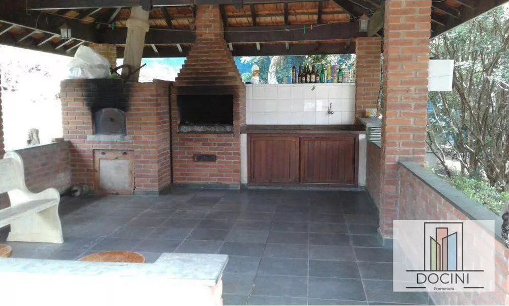 Chácara, 3 quartos, 2160 m² - Foto 9