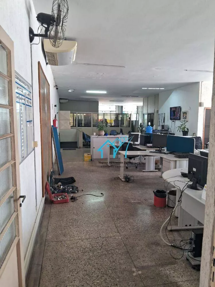 Prédio Inteiro, 1000 m² - Foto 1