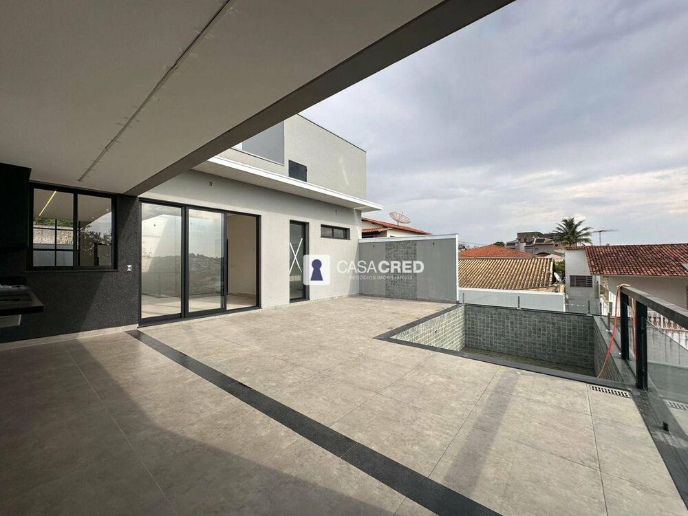 Casa, 4 quartos, 272 m² - Foto 2