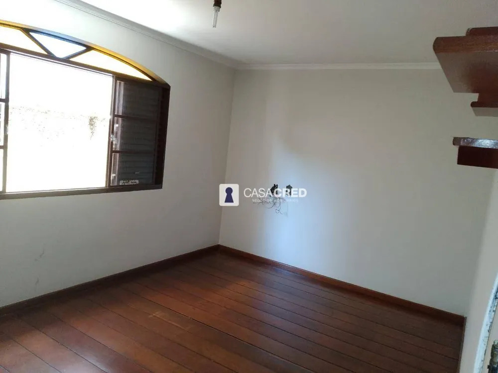 Casa, 3 quartos, 288 m² - Foto 2