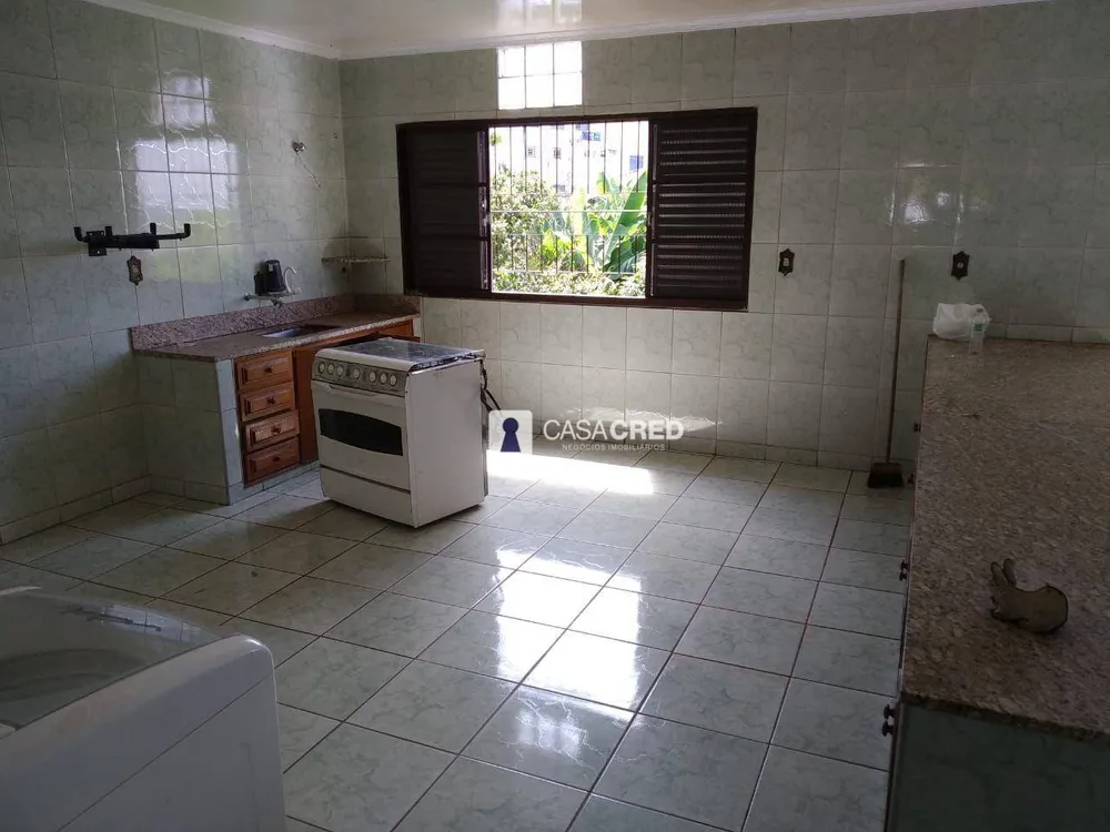 Casa, 3 quartos, 288 m² - Foto 4