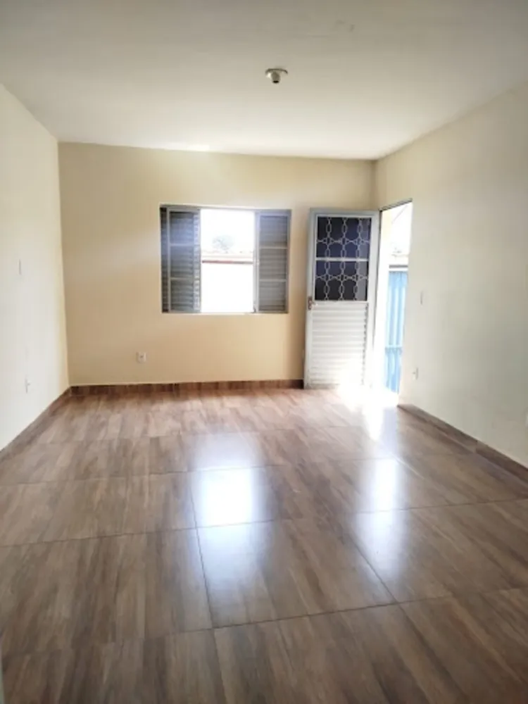Casa, 3 quartos, 197 m² - Foto 1