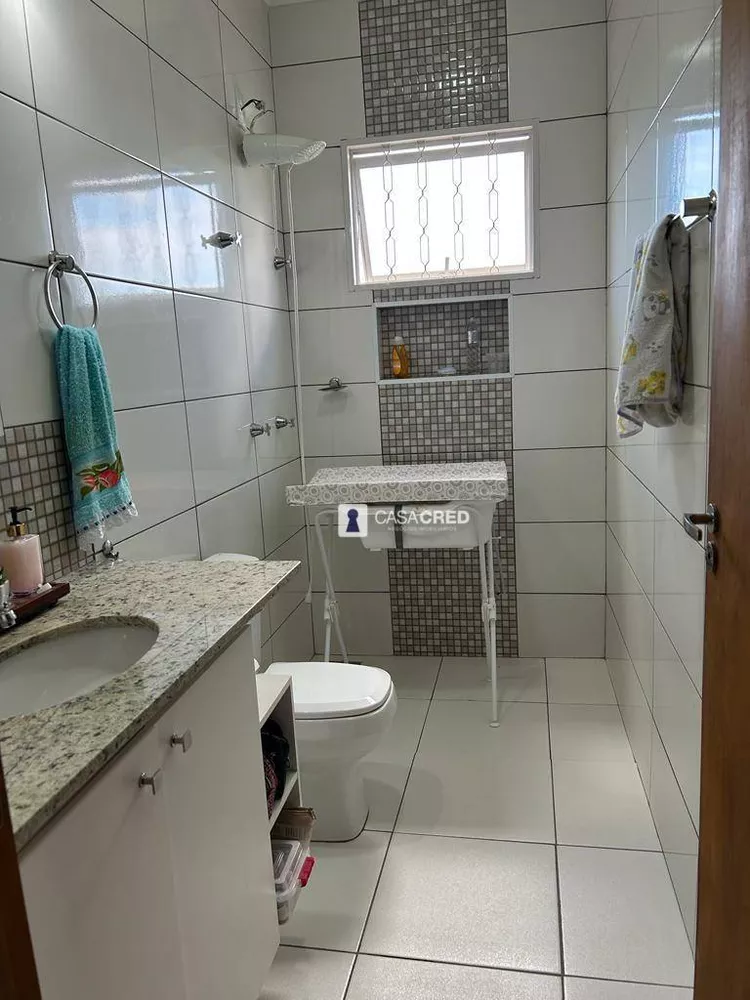 Casa à venda com 3 quartos, 165m² - Foto 5