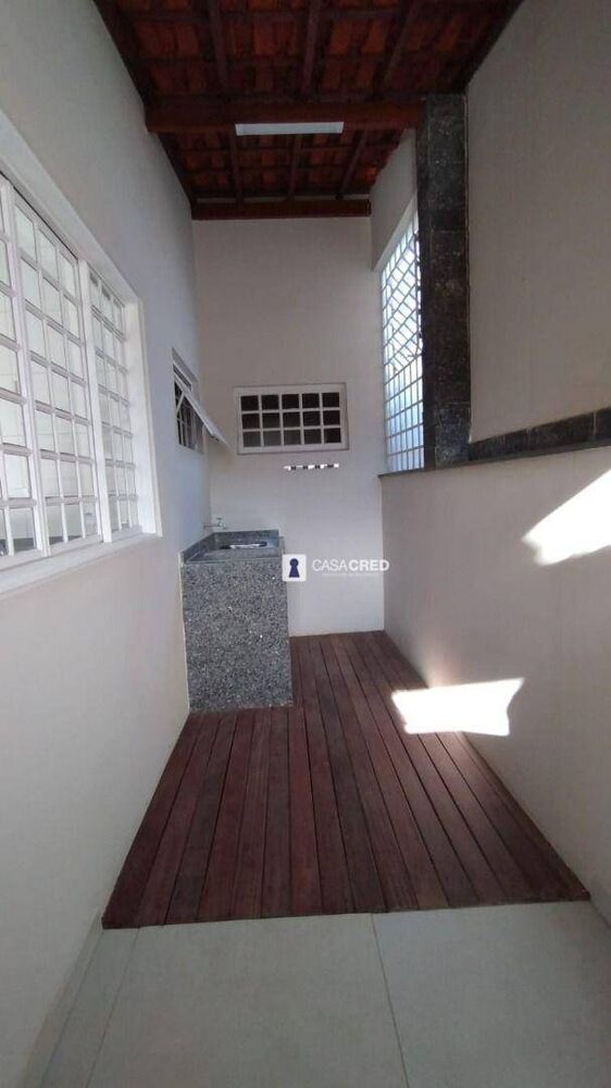 Casa, 4 quartos, 350 m² - Foto 21