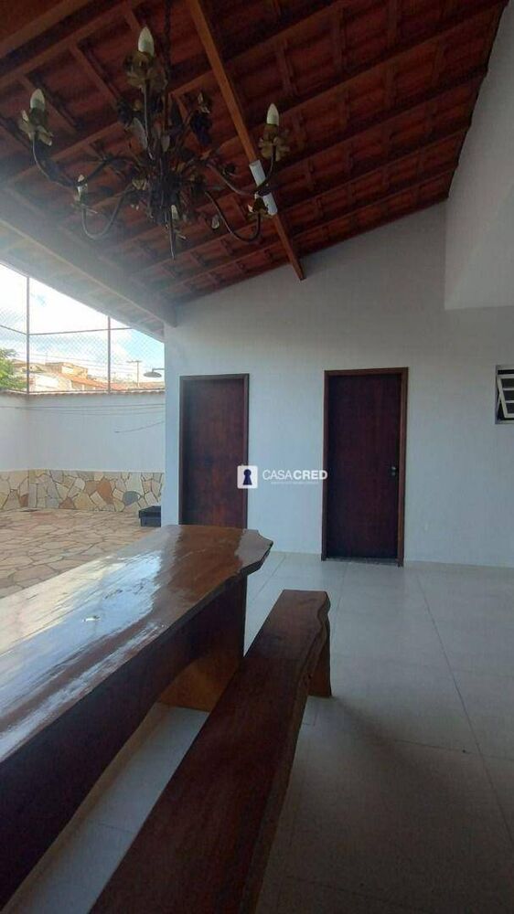Casa, 4 quartos, 350 m² - Foto 31