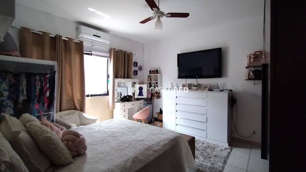 Casa, 3 quartos, 190 m² - Foto 2