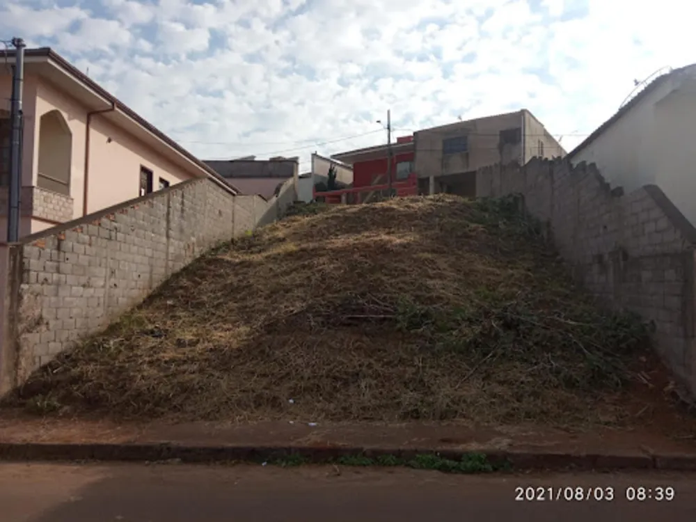 Loteamento e Condomínio, 221 m² - Foto 1