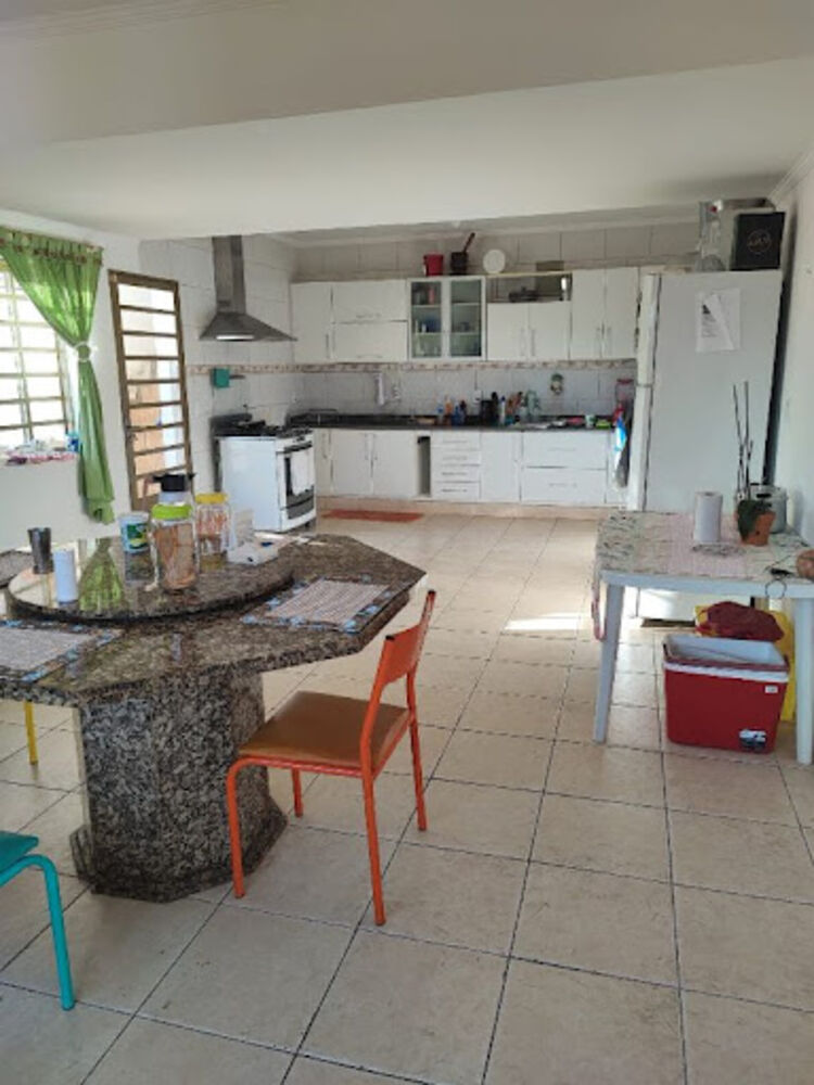 Casa, 4 quartos, 250 m² - Foto 3