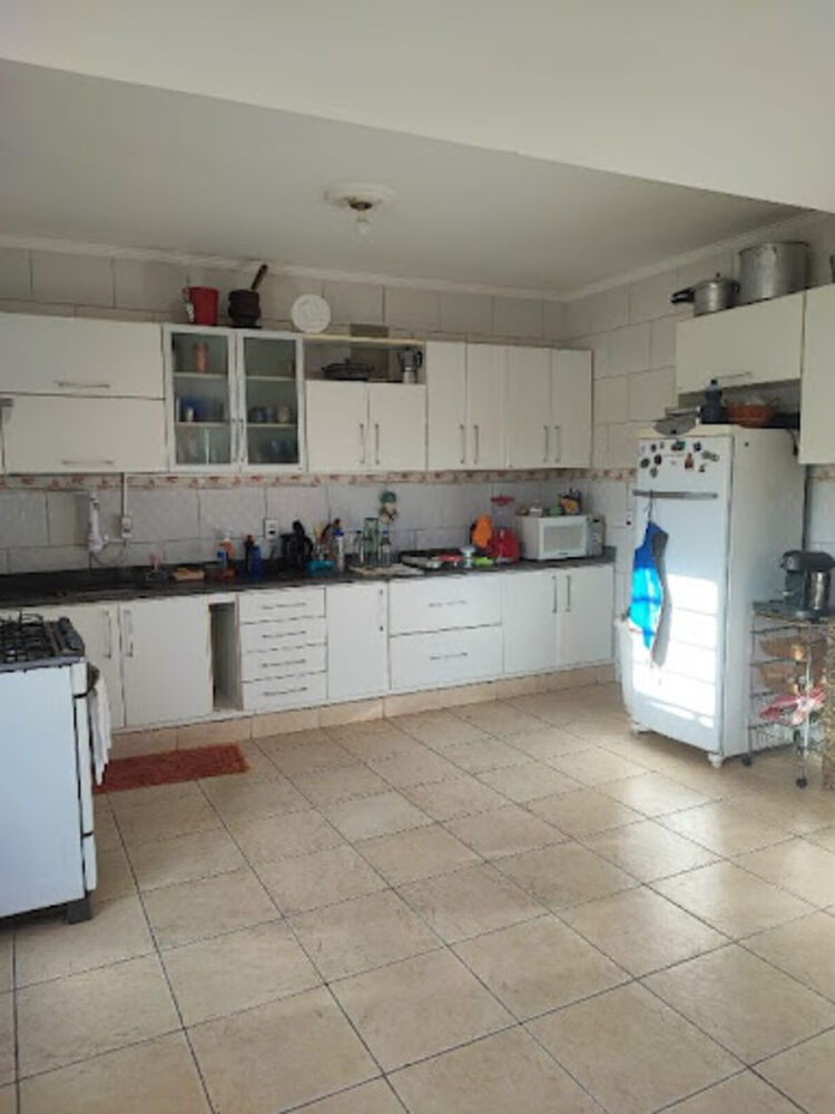 Casa, 4 quartos, 250 m² - Foto 15